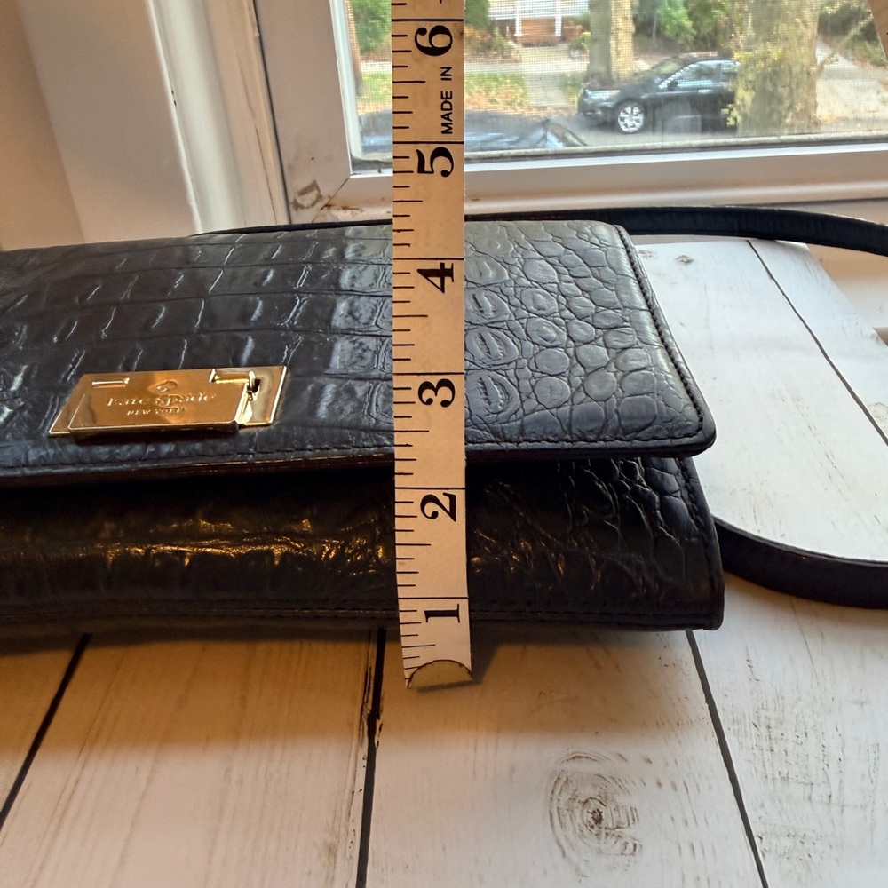 Kate Spade | Fiona Orchard Valley Navy Croc Embossed Leather Crossbody - Picture 7 of 8